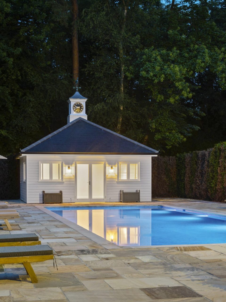 Woodlands-House-Westwood-Road-Windlesham-GU20-6LX-DUSK-27-min